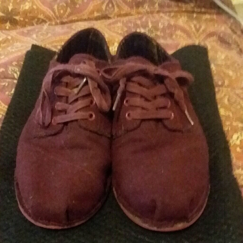 TOMS Sneakers/Eggplant/Worn ONCE/SZ 10/EXC COND